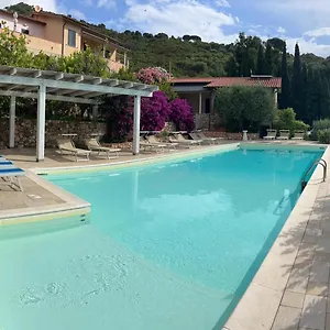 Le Solane Aparthotel